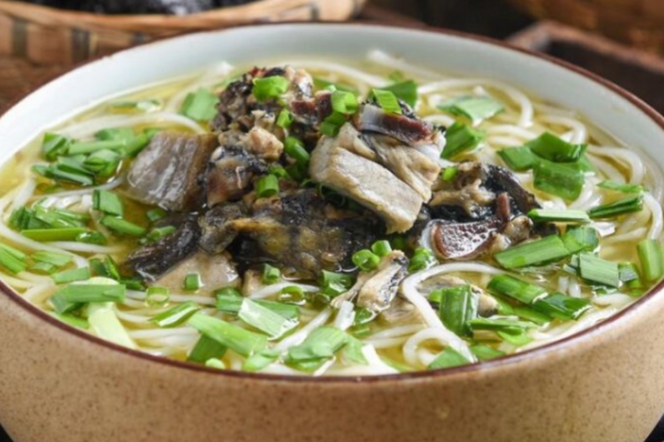北岸线乌鸡米线 北岸线乌鸡米线