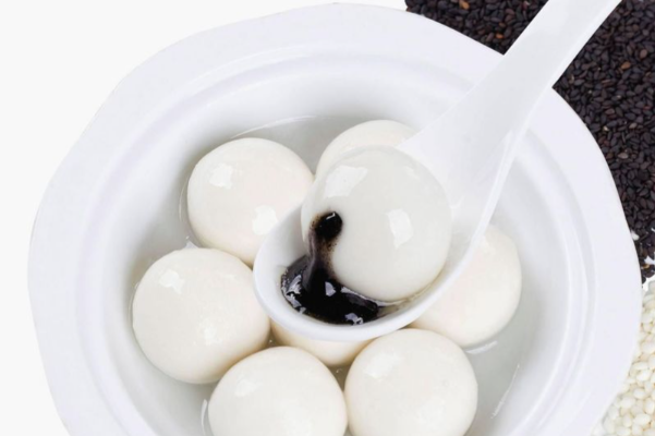 叶圆圆红糖醪糟小汤圆
