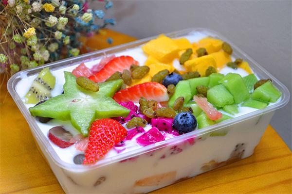 鲜果盒子水果捞