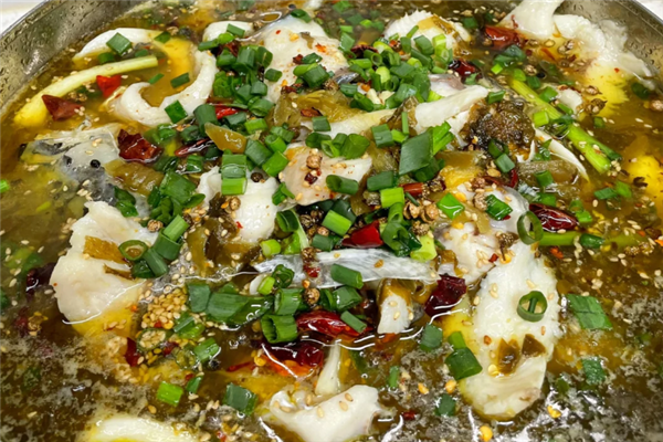 塘本只为酸菜鱼