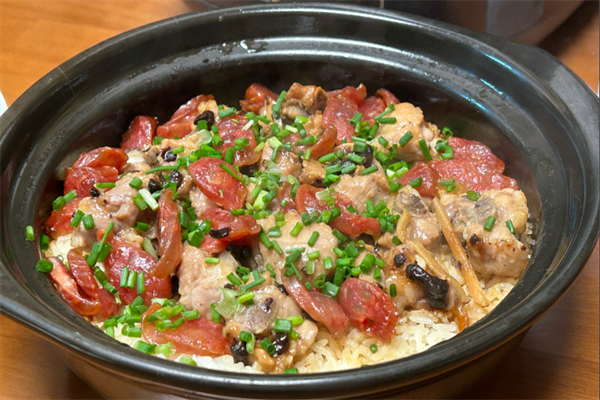 桥记煲仔饭 桥记煲仔饭