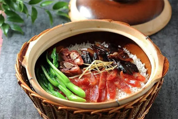 朋友圈煲仔饭 朋友圈煲仔饭