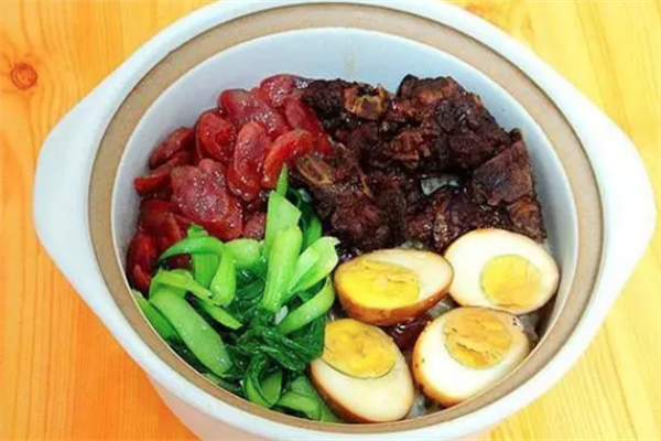小地方煲仔饭