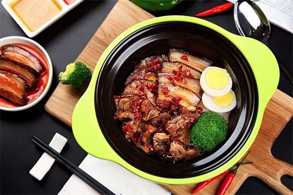 煜品膳煲仔饭