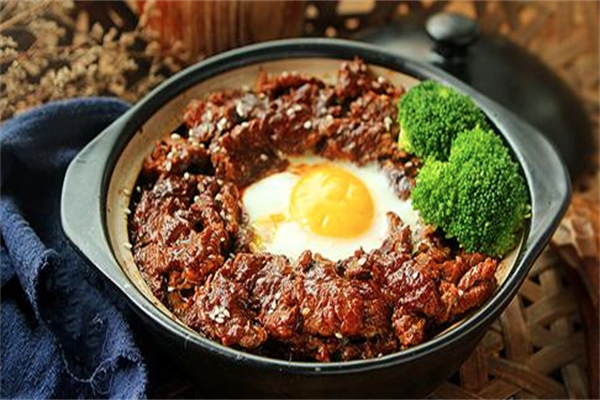 正顶煲仔饭