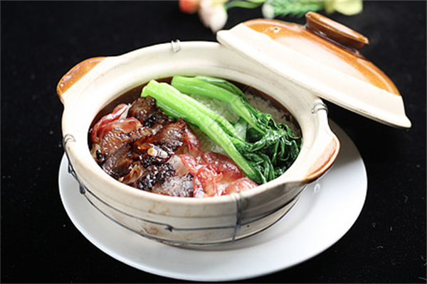 忆口想煲仔饭 忆口想煲仔饭