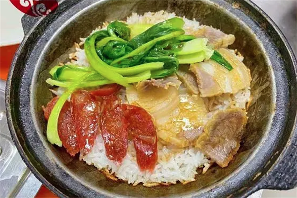 忆味轩煲仔饭