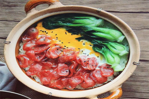 忆口想煲仔饭 忆口想煲仔饭