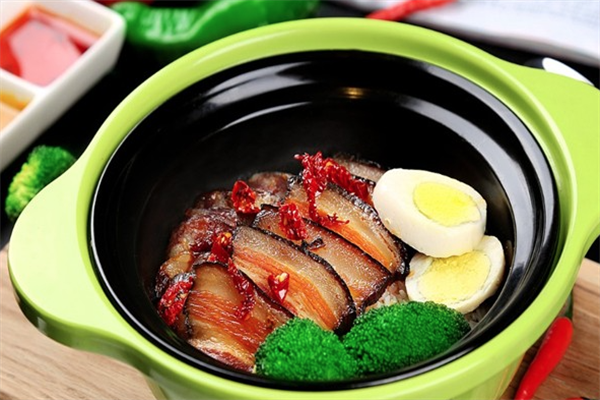 锅巴香香煲仔饭 锅巴香香煲仔饭