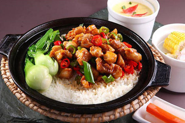 云龙煲仔饭