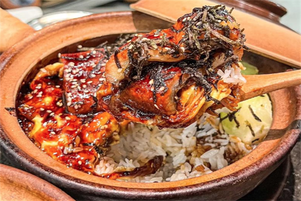 惠妮家煲仔饭
