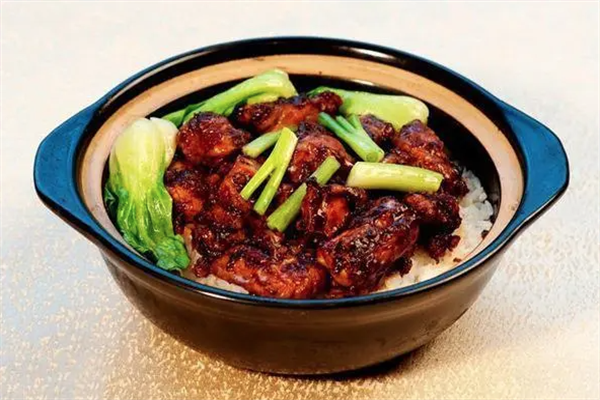 粤派煲仔饭