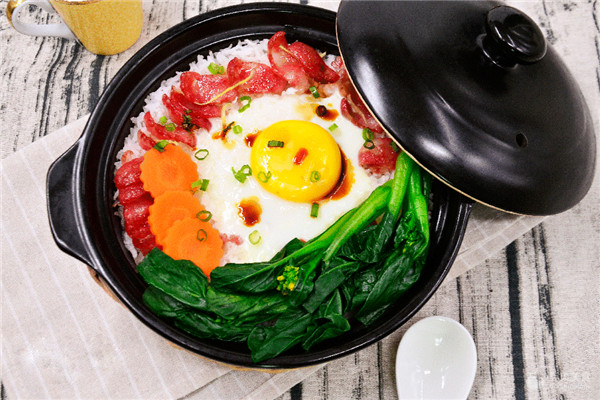 粤港煲仔饭