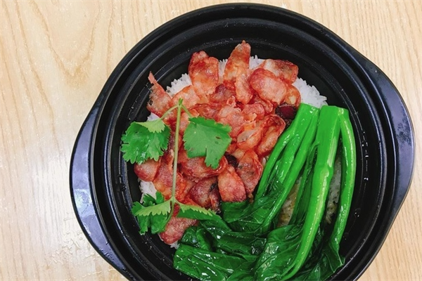 面夫煲仔饭 面夫煲仔饭