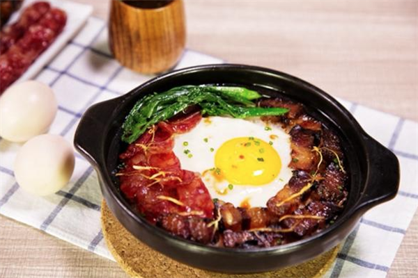 品味香煲仔饭 品味香煲仔饭