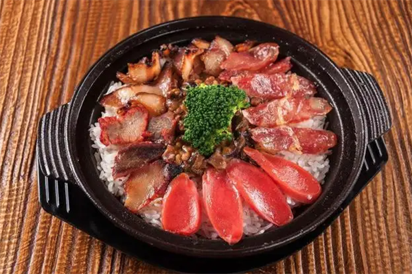 客源煲仔饭 客源煲仔饭