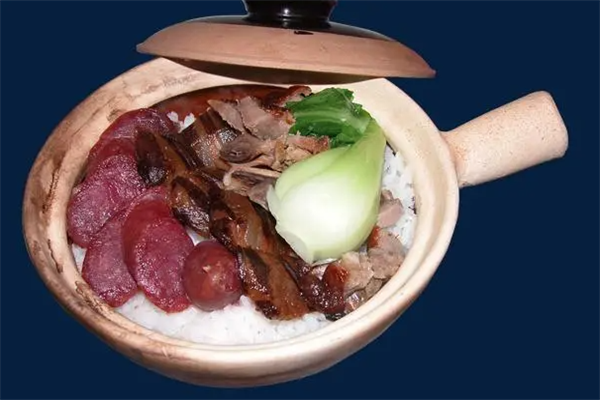 鑫鸿煲仔饭