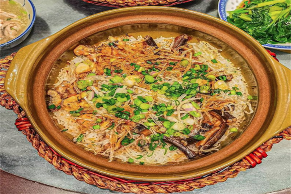 炮哥煲仔饭
