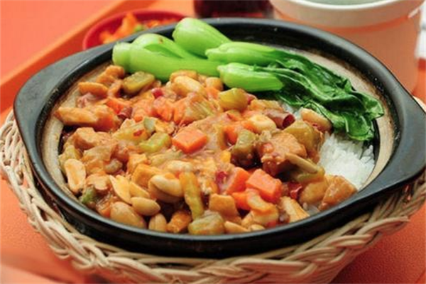 强哥煲仔饭 强哥煲仔饭