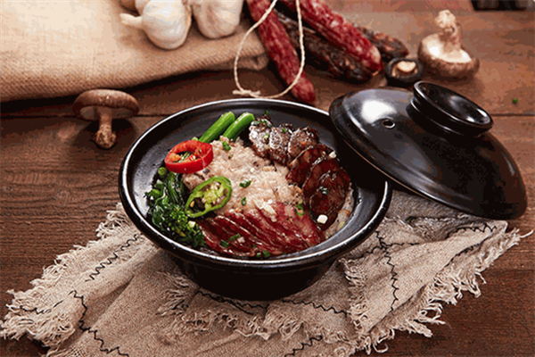 聚宝煲仔饭 聚宝煲仔饭