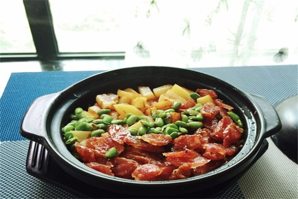方记煲仔饭