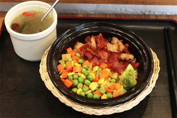 广粤煲仔饭