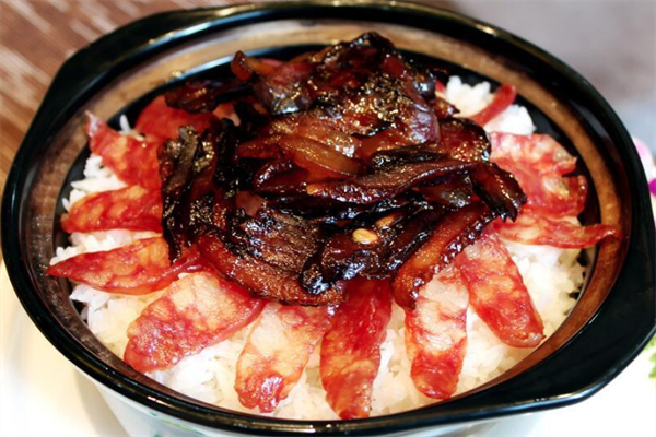 小陈煲仔饭 小陈煲仔饭