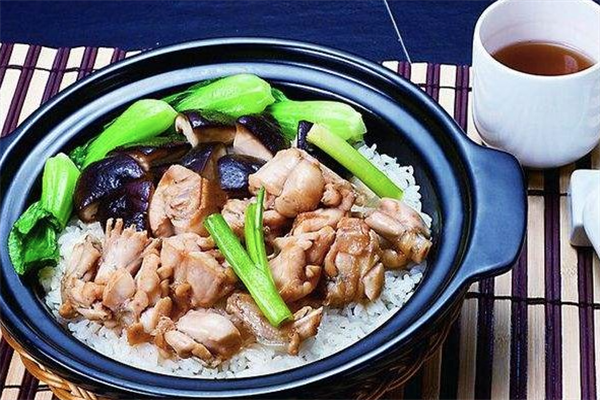 老铁煲仔饭 老铁煲仔饭