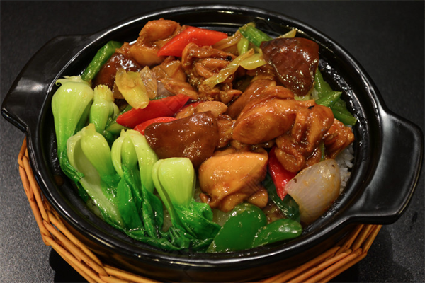 麦克煲仔饭