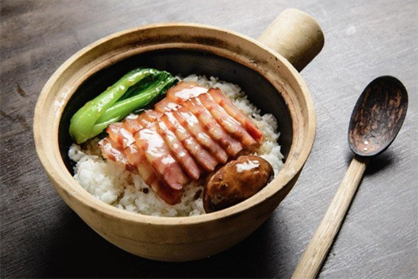 奇遇煲仔饭 奇遇煲仔饭