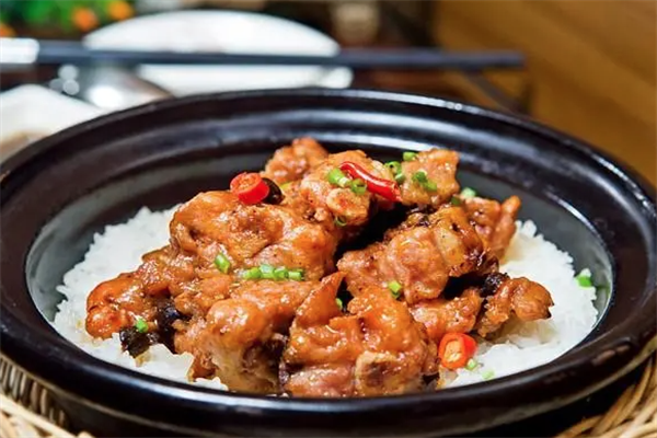 乐吱吱煲仔饭