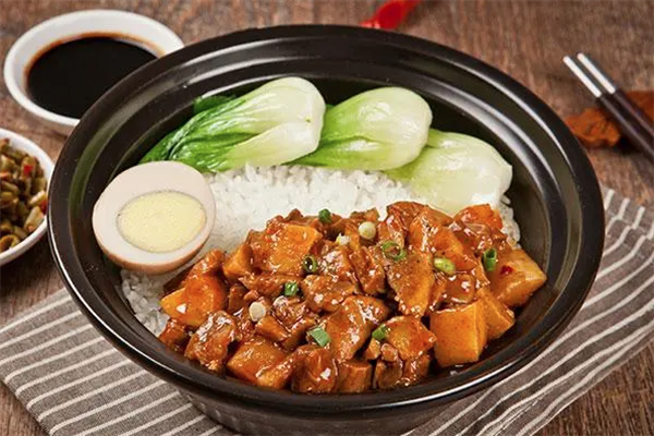 仔煌煲煲仔饭 仔煌煲煲仔饭