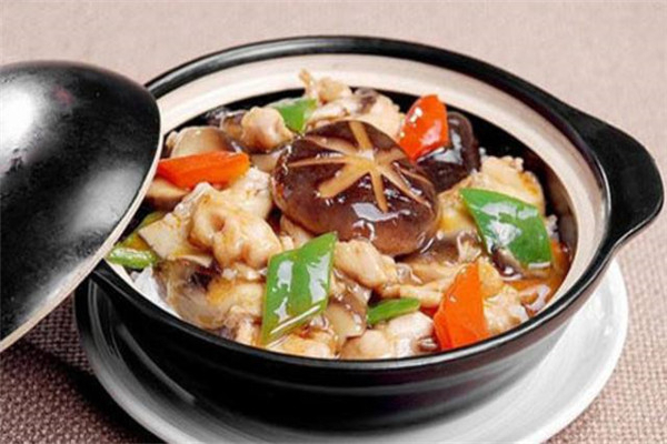 粤港煲仔饭