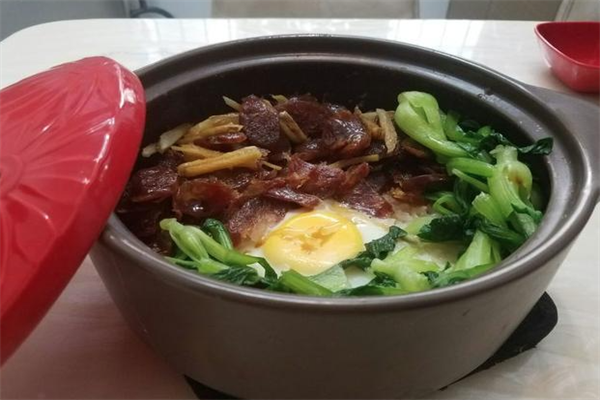 强记煲仔饭 强记煲仔饭
