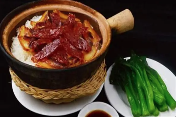 家鸿广式煲仔饭
