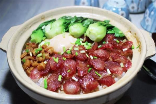姚记煲仔饭