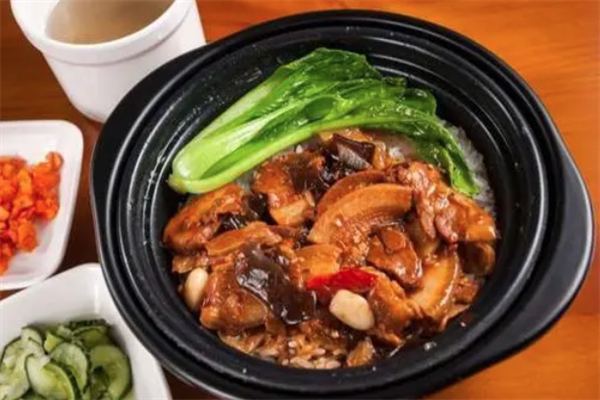 奇味香煲仔饭 奇味香煲仔饭