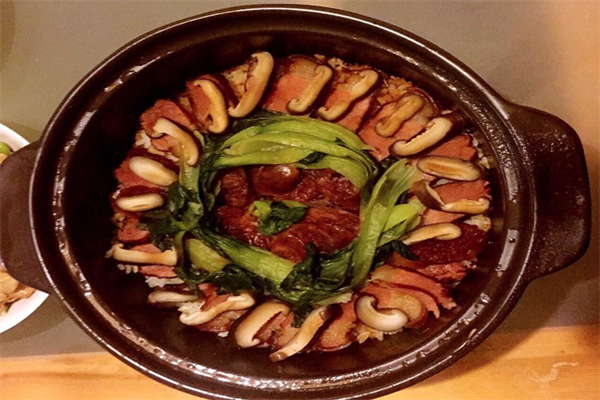 孖记煲仔饭