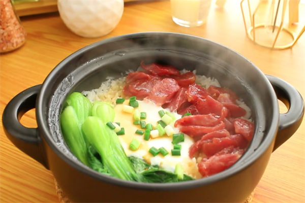 越煲越香煲仔饭 越煲越香煲仔饭