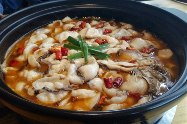 僰乡人酸菜鱼米线 僰乡人酸菜鱼米线