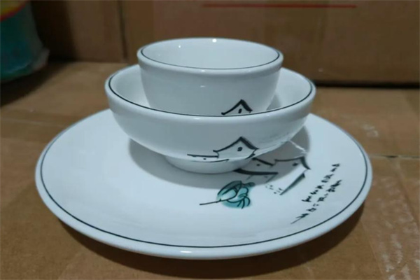 餐露洁消毒餐具