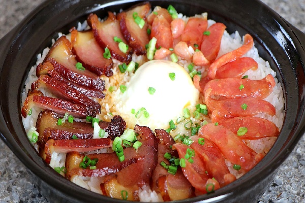 欧姐煲仔饭 欧姐煲仔饭