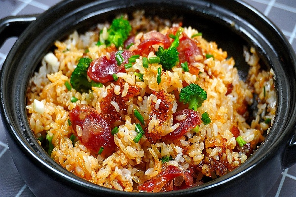欧姐煲仔饭 欧姐煲仔饭