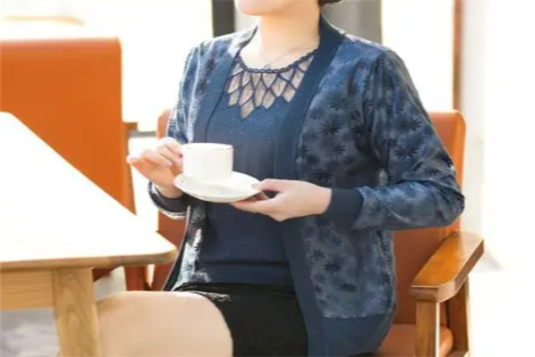 福玛玛中老年女装