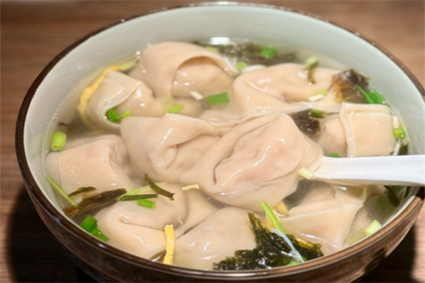 一碗馄饨