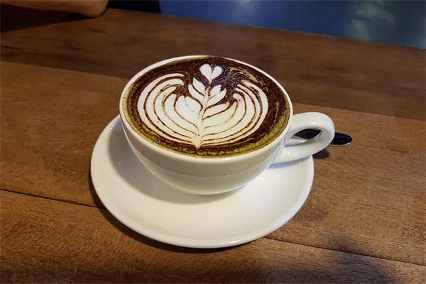 丹迈尼咖啡奶茶加盟