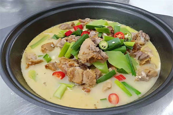 丽江腊排骨火锅 丽江腊排骨火锅