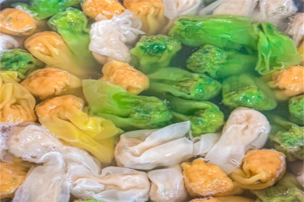 多彩馄饨 多彩馄饨
