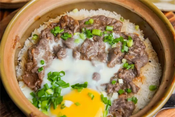 石里香煲仔饭