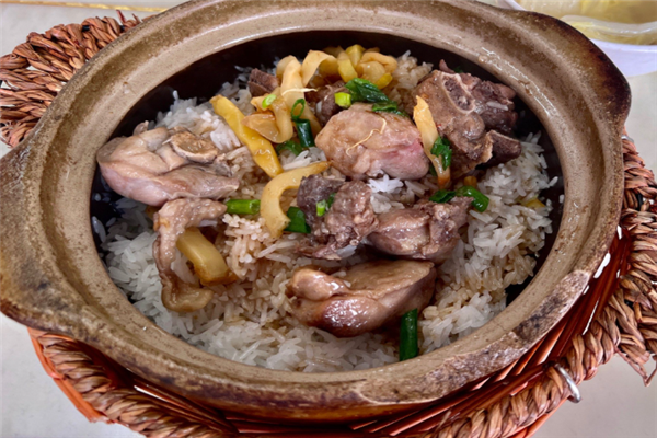木子李煲仔饭 木子李煲仔饭